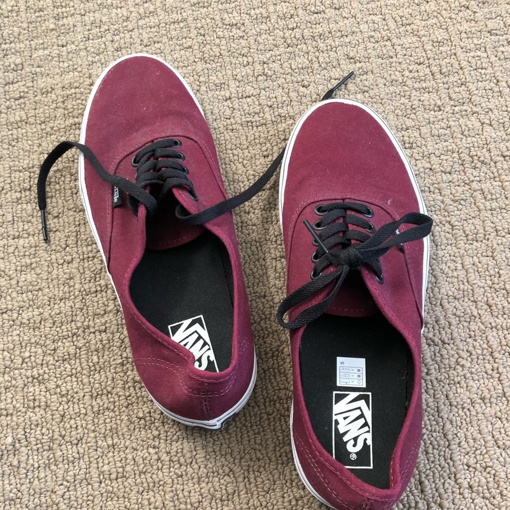Men’s Maroon Vans